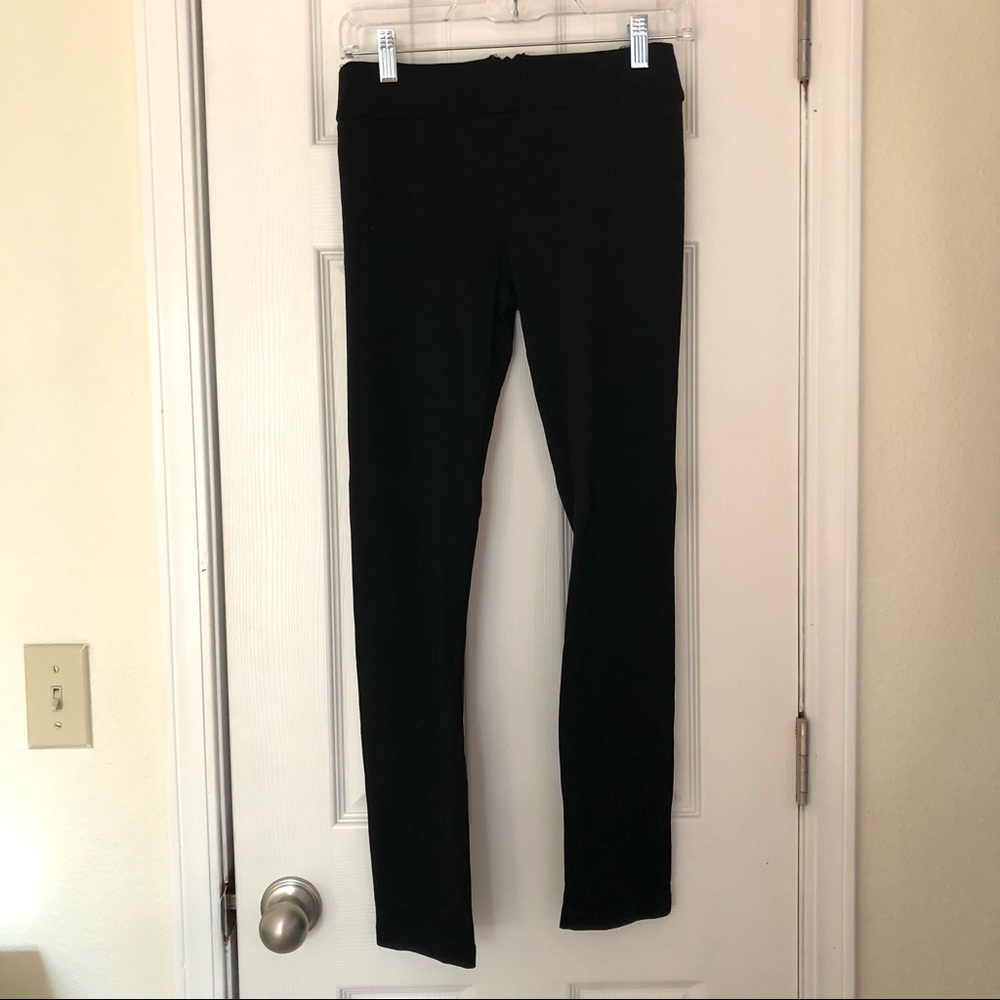 Black BCBGMaxAzria stretch pants
